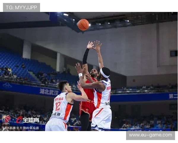 篮球三分大赛精彩回顾：顶尖射手争夺激烈，精彩瞬间不容错过！