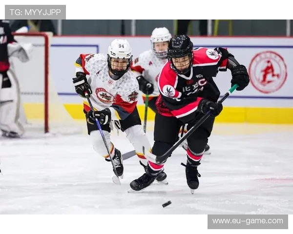 深圳队新赛季重整旗鼓,力争联赛突破 深圳队新赛季重整旗鼓,力争联赛突破