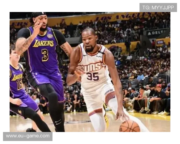 普林斯湖人三分命中率飙升，成球队外线关键火力点